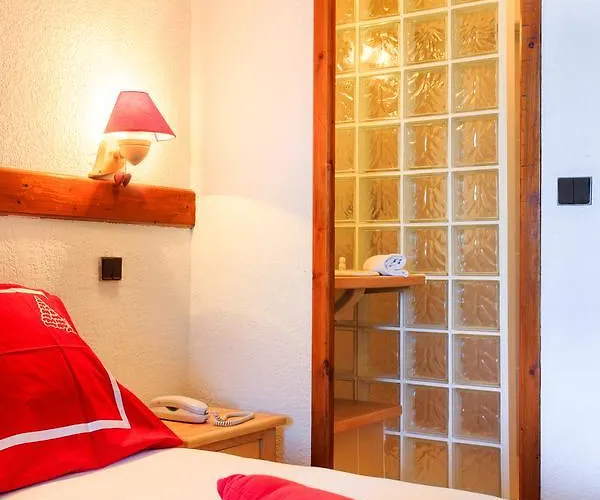 Hotel Club Blanche Neige 3*
